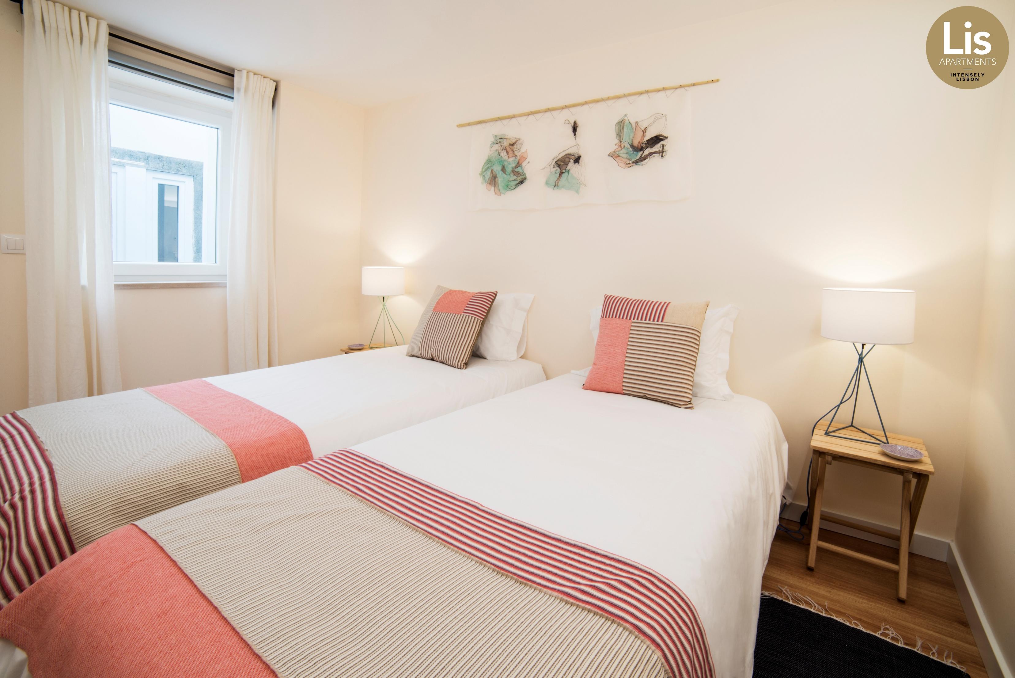 Lis Apartments Лиссабон Экстерьер фото