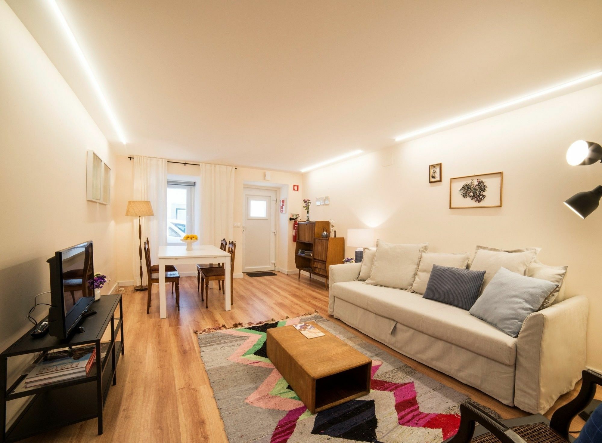 Lis Apartments Лиссабон Экстерьер фото